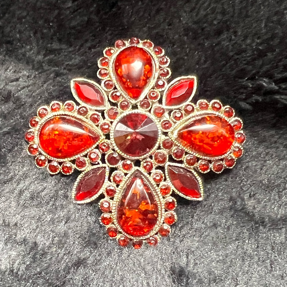 Brooch Pin